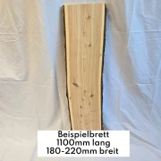 Bretter mit Baumkante und Rinde in Lärchenholz