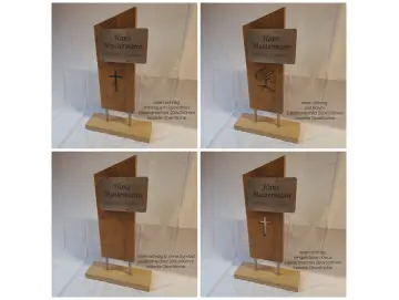 Grabstein aus Holz schräg