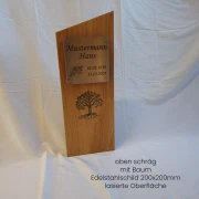 Grabstein aus Holz schräg