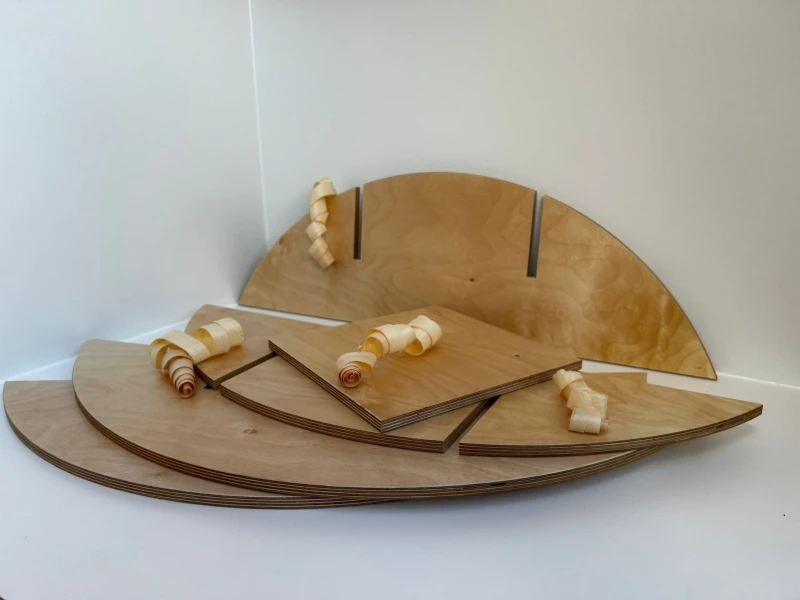 Holzregal Rund in Schichtholz Birke